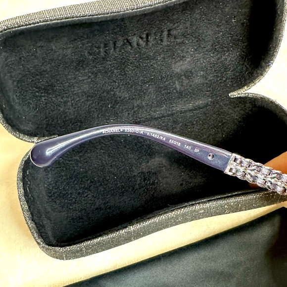 CHANEL Sunglasses size 140 Medium - Picture 7 of 7